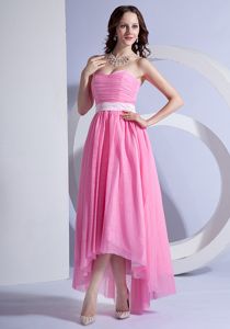 Cheap High-low Ruched Dama Dress for Quinceaneras in Pink